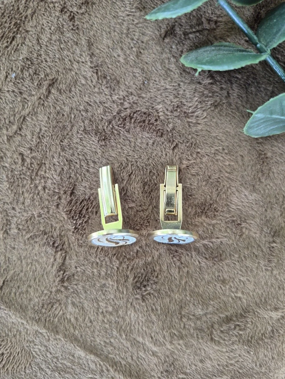 Gold and White Oval Monogram Cuff Links - Classic Men's Accessory